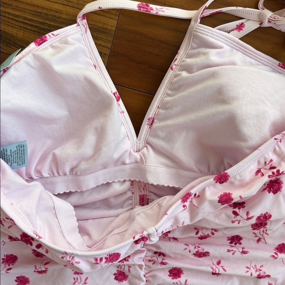 NWT pink swimsuit - Picture 8 of 9